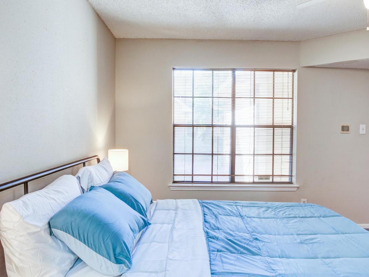 Lovely 2 Bedroom, 1 Bath Condo With Pools And Gym. Houston Buitenkant foto